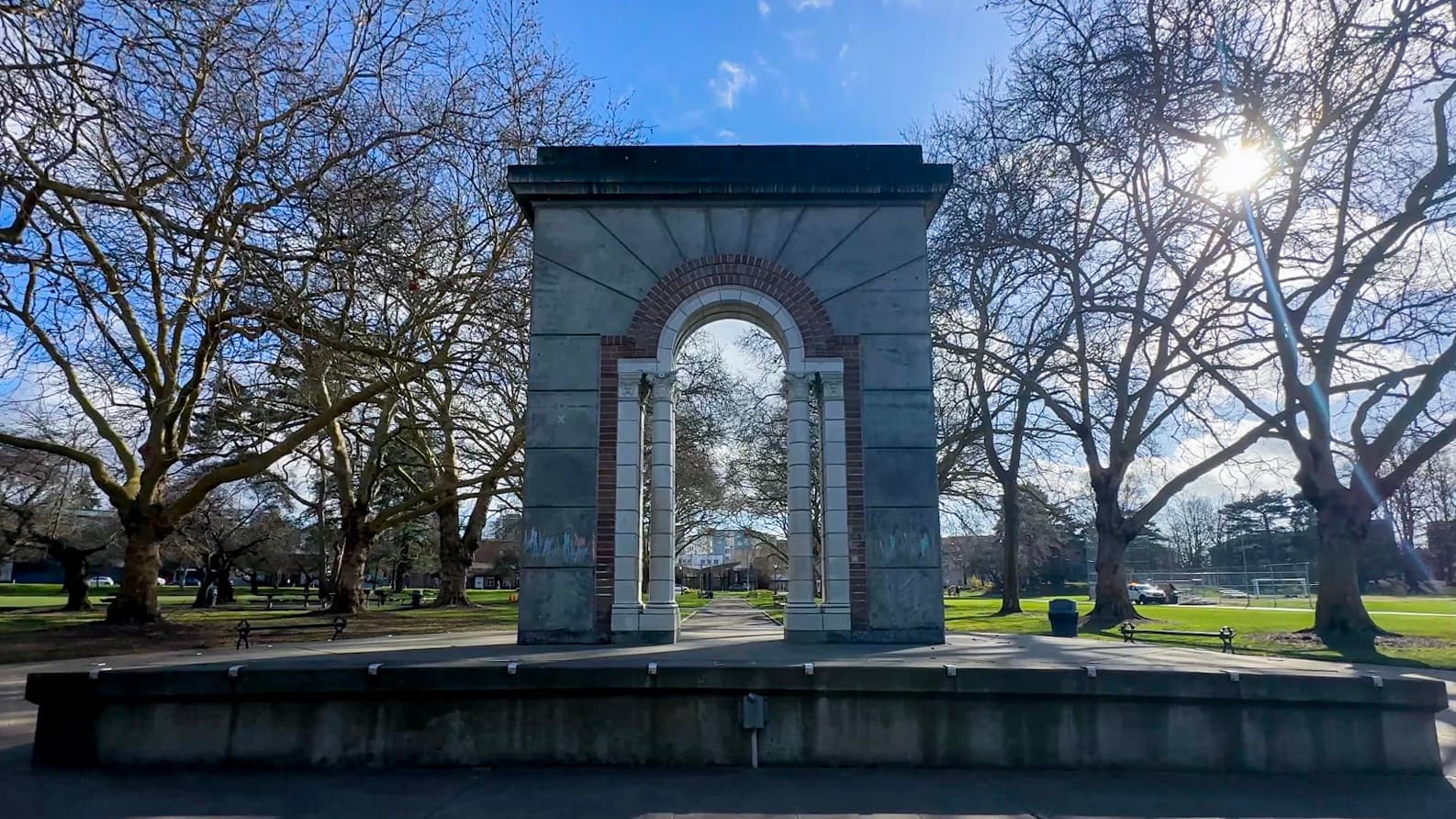 Green Lake Arch. The architectural landmark that inspired the logo